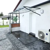 Quel artisan peux fabriquer une Verrière et marquise en acier sur mesure avec traitement antirouille pour cuisine extérieur à Audenge sur le bassinwebp