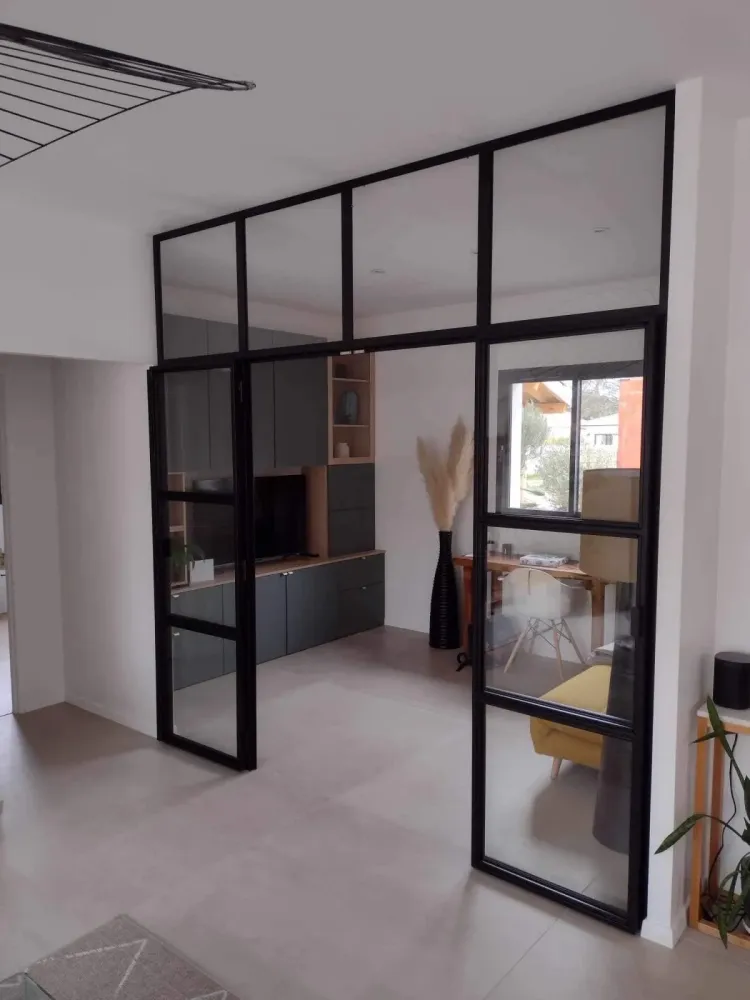 Quelle entreprise peut réaliser et poser des verrières ( (4webp