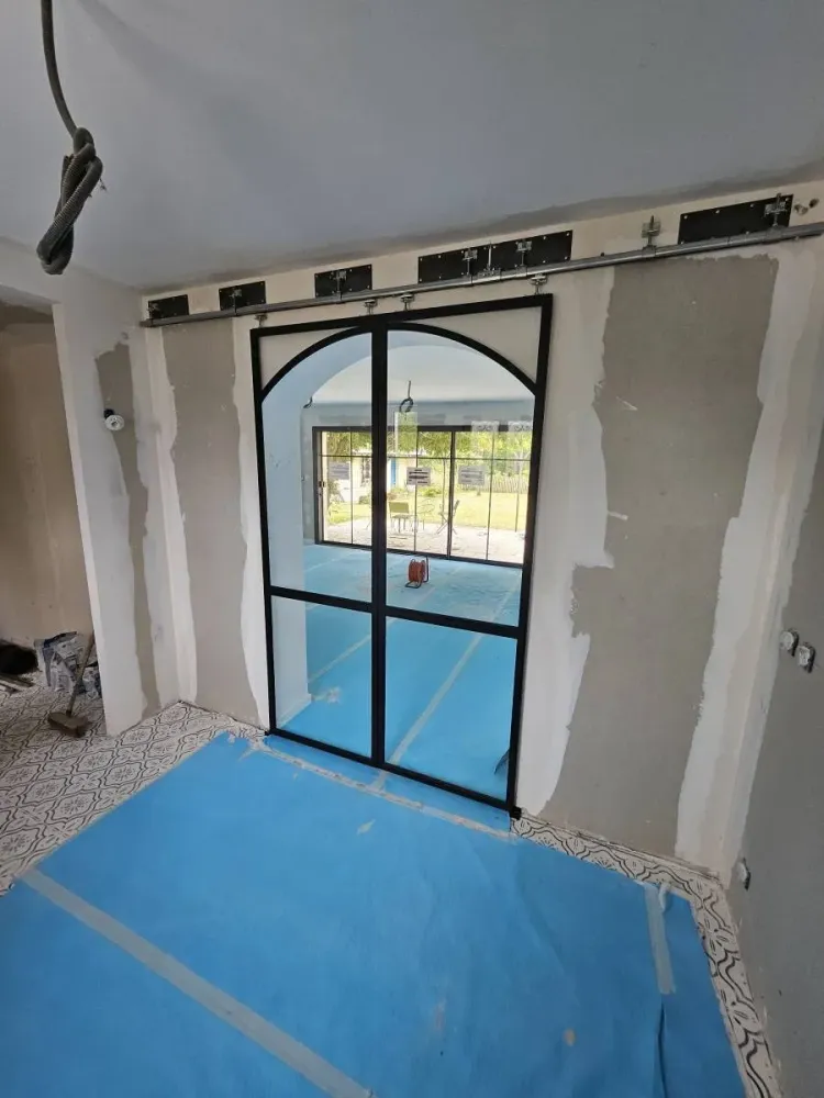 Fabrication sur mesure de porte verrière thermolaqué (4webp