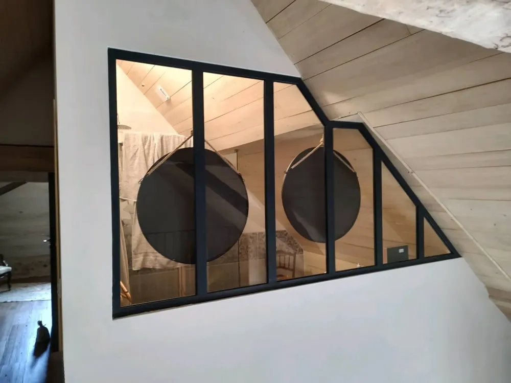 Fabrication sur mesure de verrières en acier forgé à Mios (webp