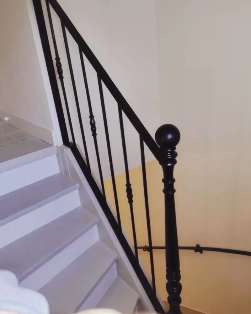 Garde corps et main courante fabriqué sur mesure en acier forgé au Teich (3webp