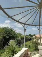 Spécialiste des marquises en acier sur mesure (2)webp