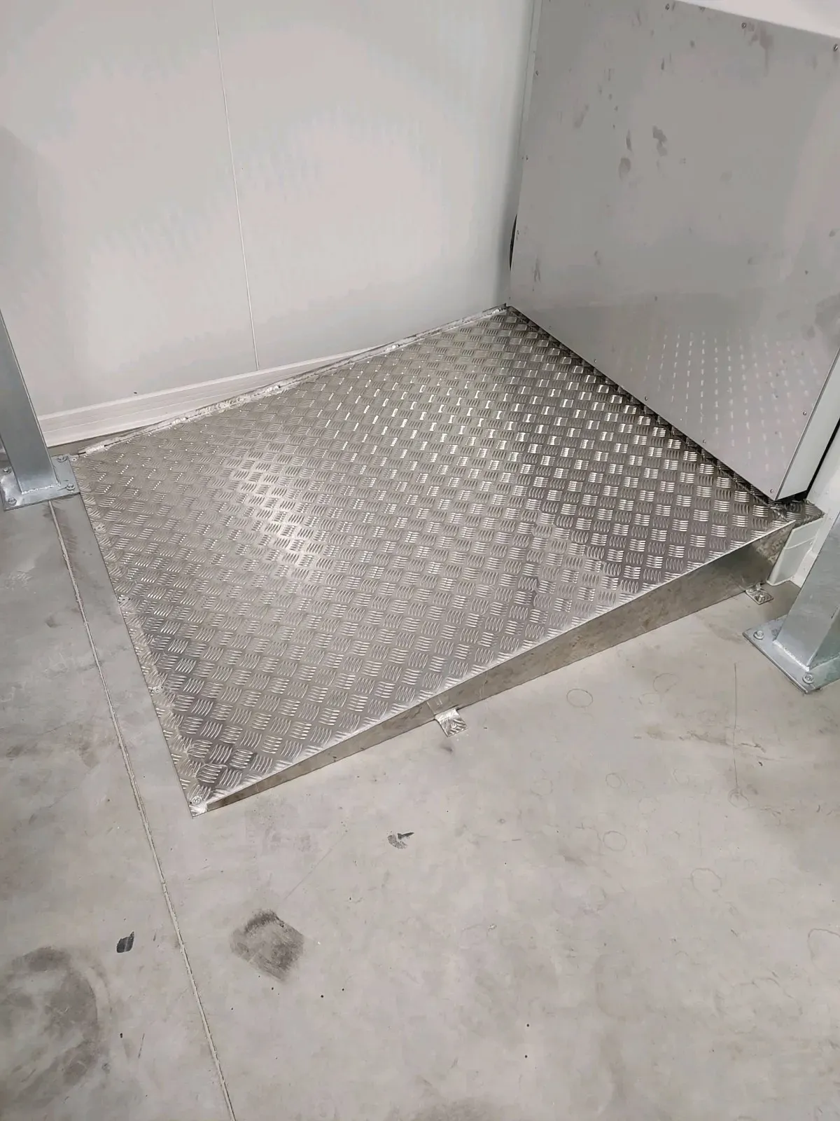 Fabrication sur mesure de rampe en aluminium PMR à La Teste de Buch